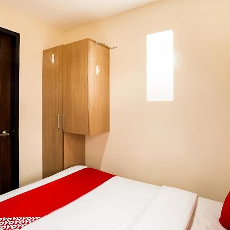 Oyo 199 Solange Apartelle Davao City Exterior foto