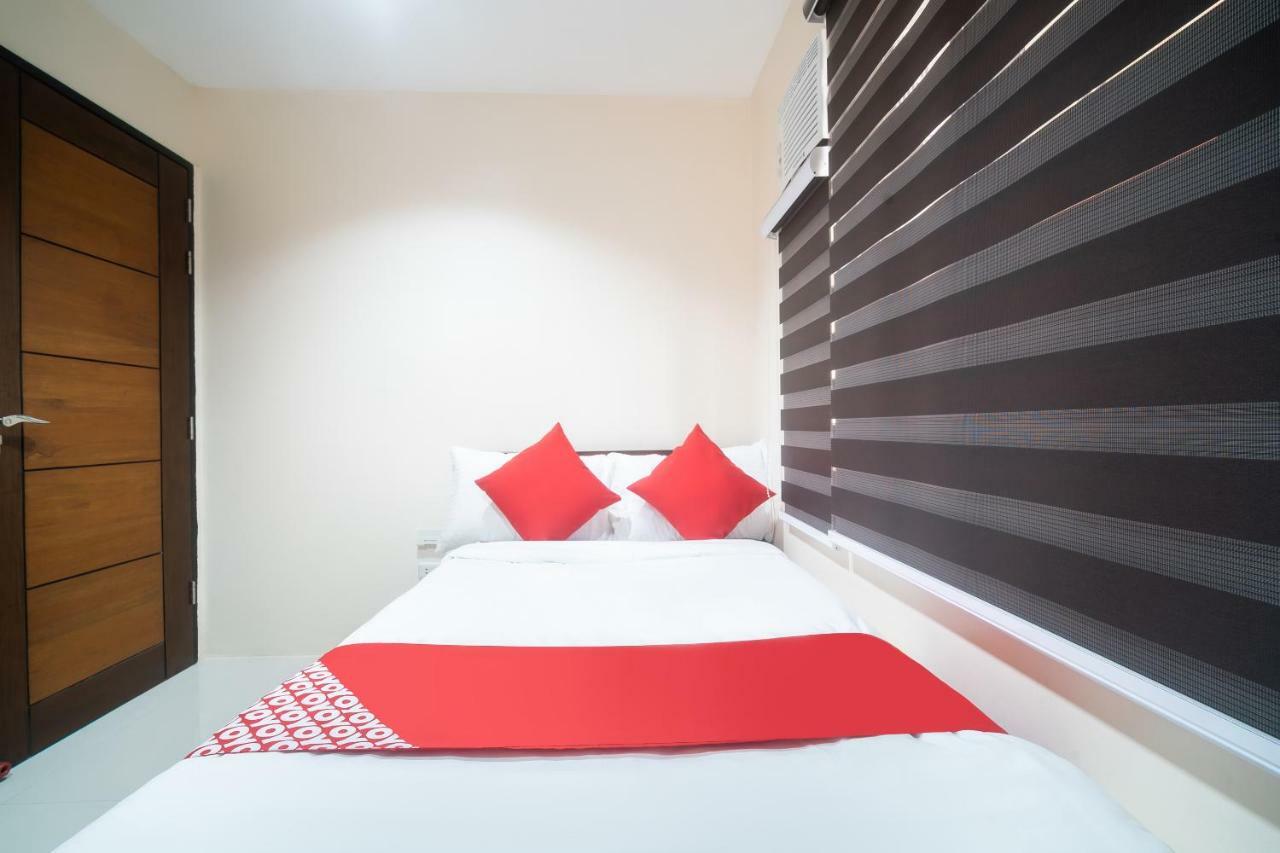 Oyo 199 Solange Apartelle Davao City Exterior foto