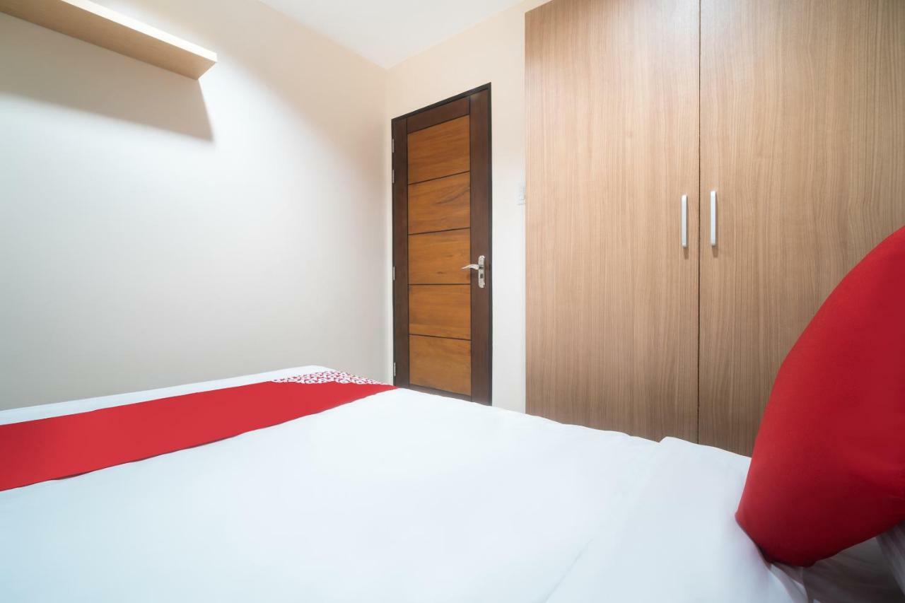 Oyo 199 Solange Apartelle Davao City Exterior foto