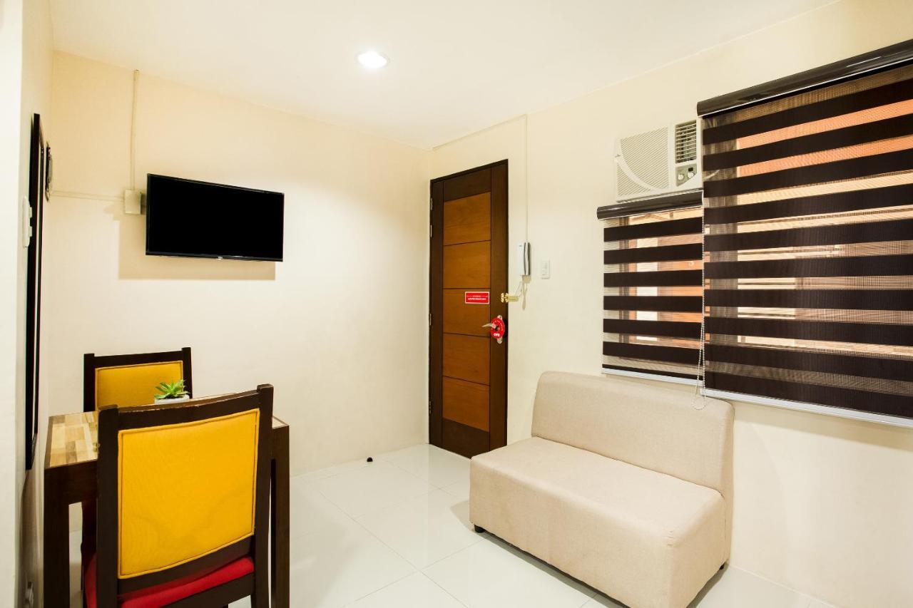 Oyo 199 Solange Apartelle Davao City Exterior foto